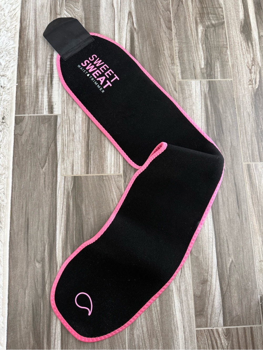 Sweet Sweat Black Waist Trimmer Belt with Pink Trim
